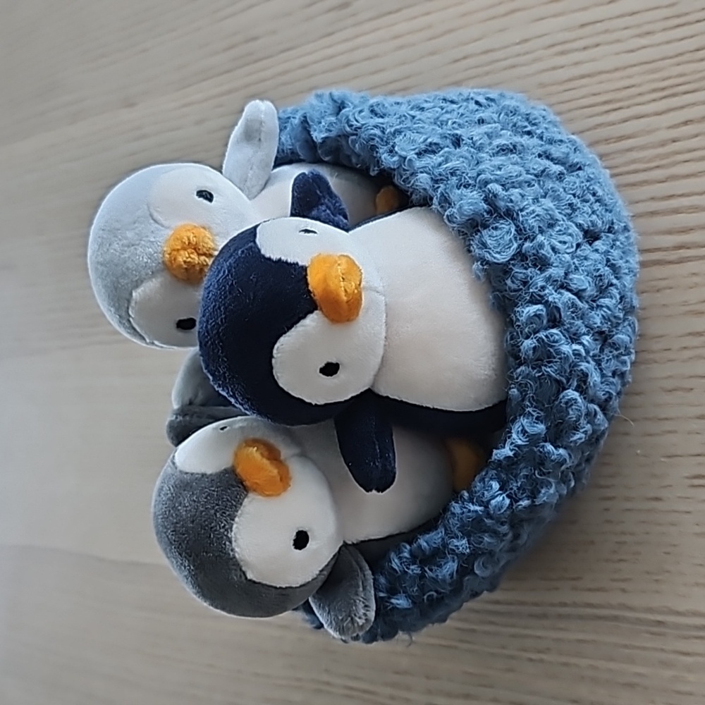Jellycat Nesting Penguin
